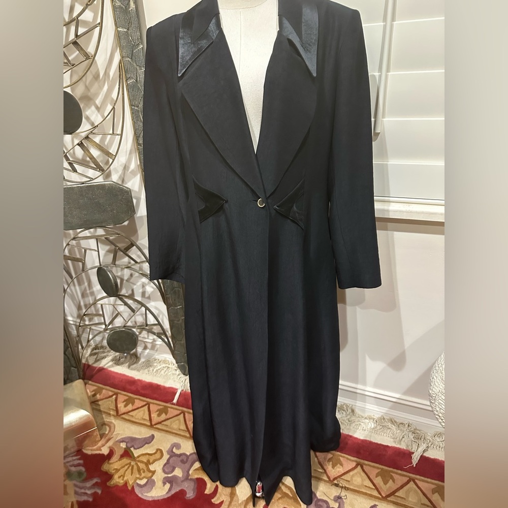 Vintage black maxi coat NWOT